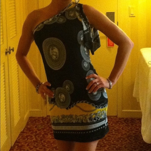 1.2.3 Dress - Picture 5 of 5